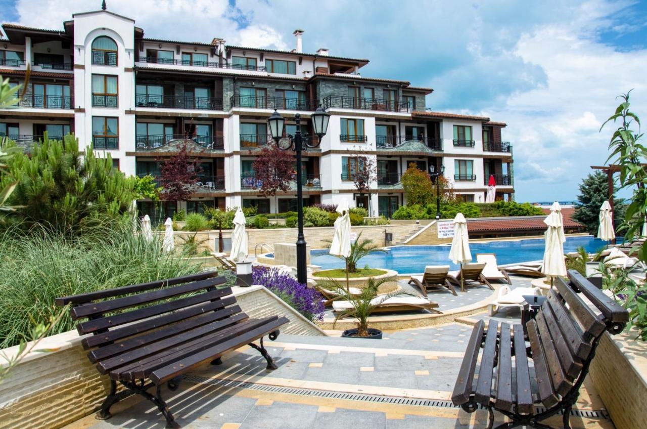 Rose Gardens Boutique Hotel By Asteri Hotels Pomorie Exterior photo