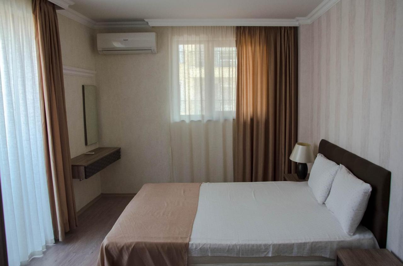 Rose Gardens Boutique Hotel By Asteri Hotels Pomorie Exterior photo