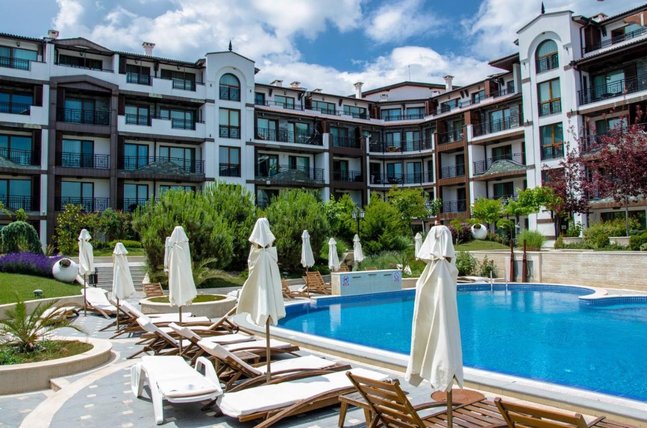Rose Gardens Boutique Hotel By Asteri Hotels Pomorie Exterior photo