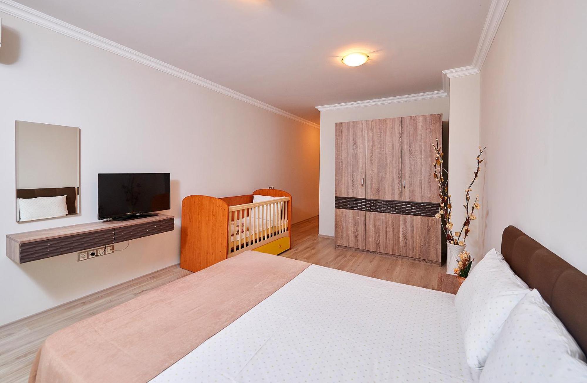 Rose Gardens Boutique Hotel By Asteri Hotels Pomorie Exterior photo
